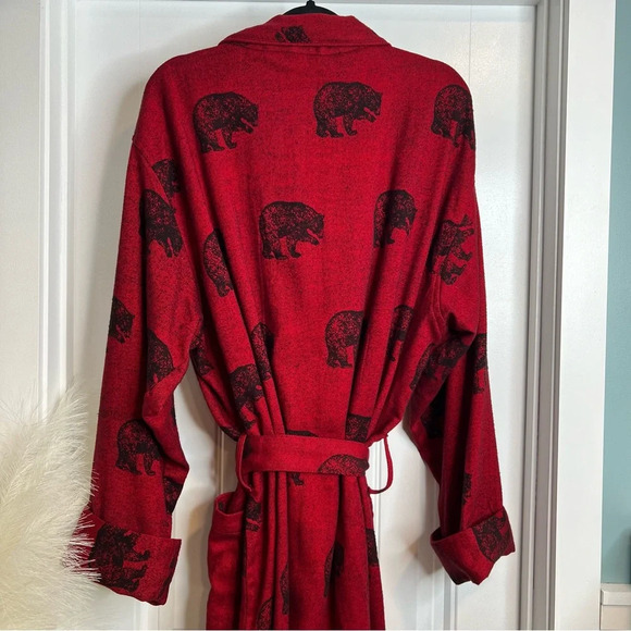 Flyshacker Vintage Men’s Clothing Company Red Black Bear Tie Robe. Size Large. - Picture 6 of 13